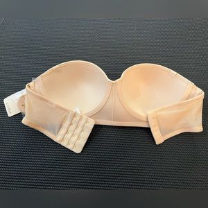 Lively No-Wire Strapless Bra NWT in toasted almond, 32C